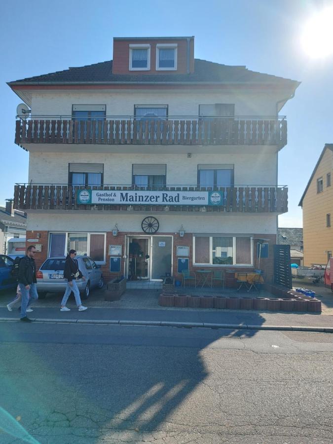 Mainzer Rad Hotel Schwetzingen Bagian luar foto